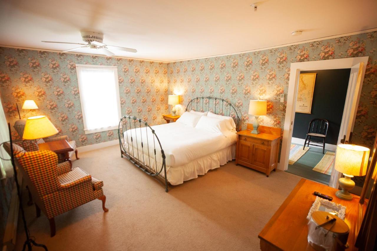 Yellow House Inn บาร์ฮาเบอร์ ภายนอก รูปภาพ